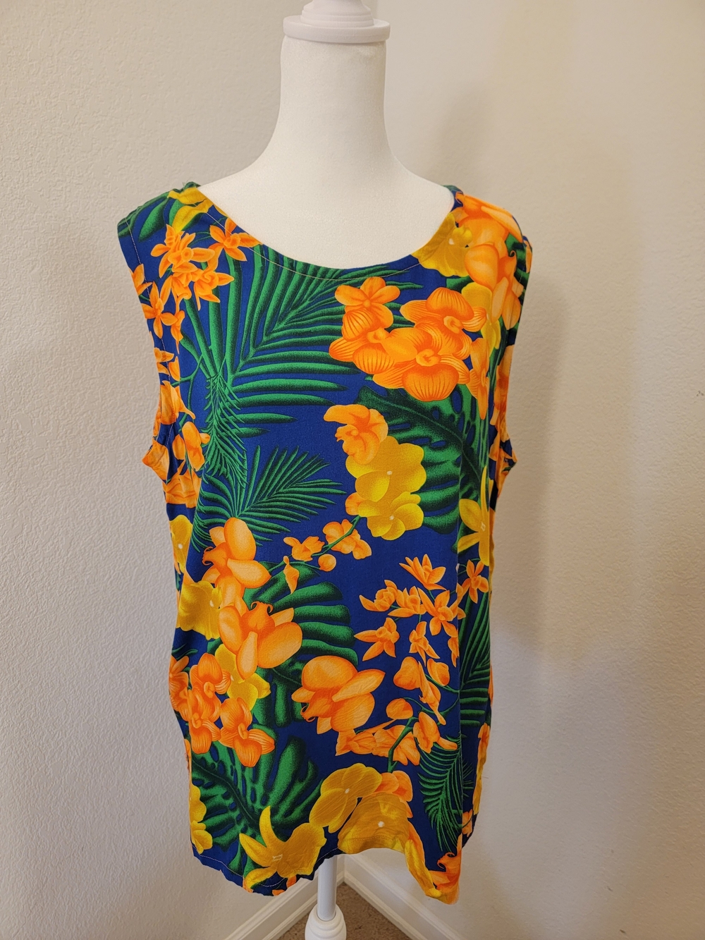 Makai Beach Hawaii-Sleeveless Tropical Floral Tank Top - XL